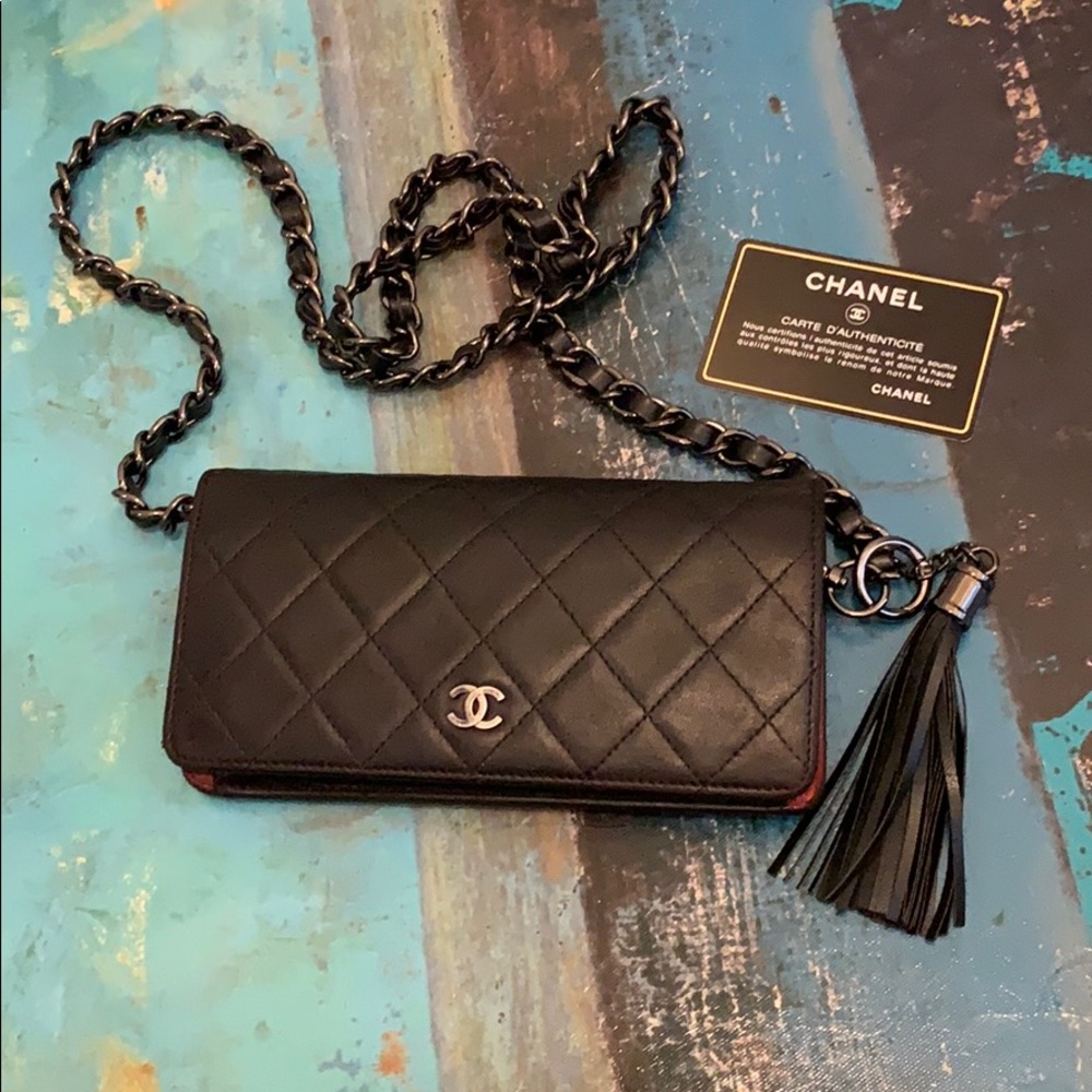 Chanel bifold wallet
